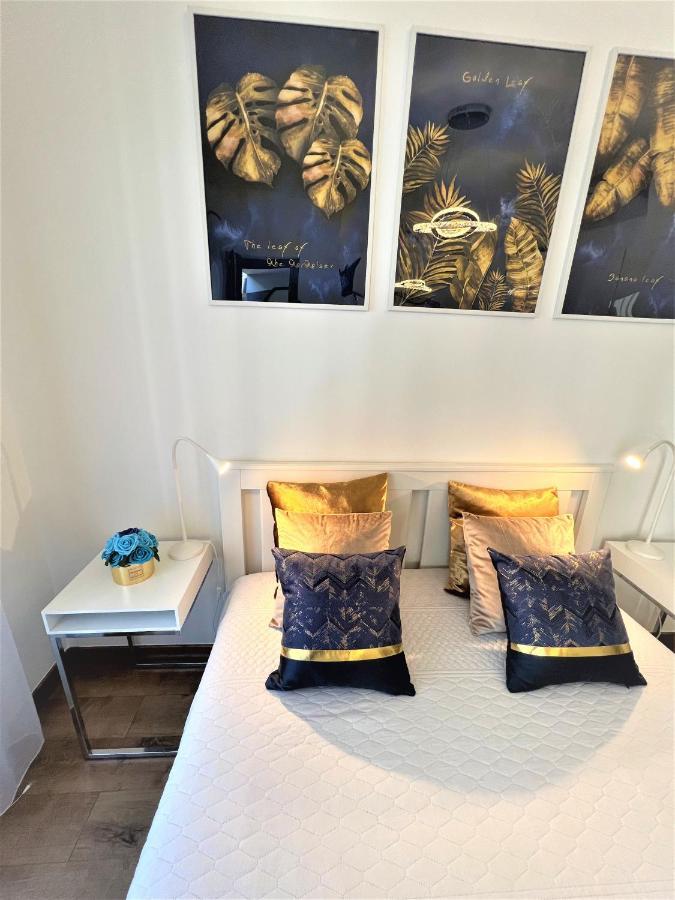 Luxe Central Studio With Pool, Parking & Ac Budapest Exterior photo